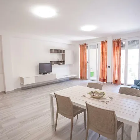 Lungomare - Goelba * Portoferraio