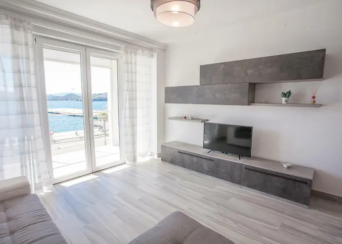 Lungomare - Goelba * Portoferraio