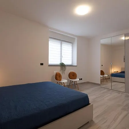 Lungomare - Goelba Apartament