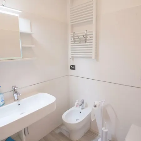 Lungomare - Goelba *