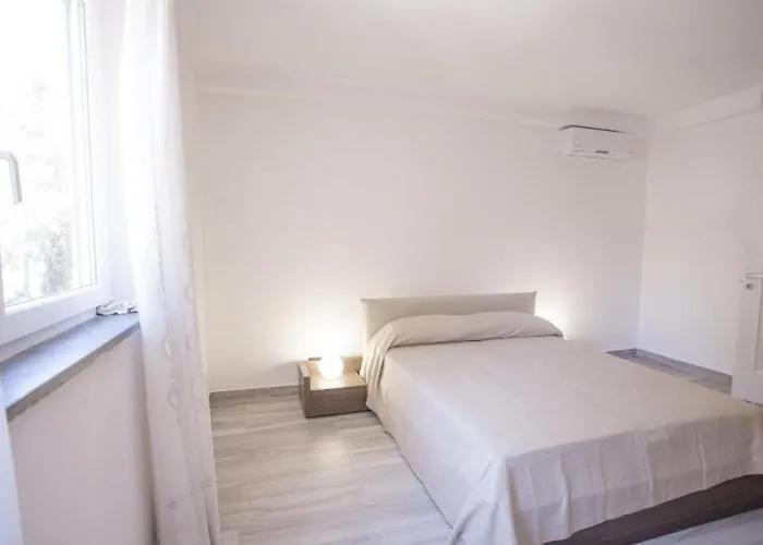 Lungomare - Goelba * 포르토페라이오