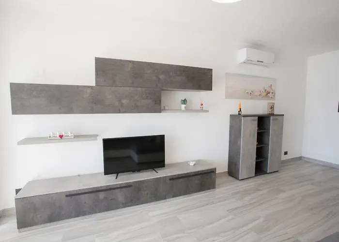 Lungomare - Goelba * Portoferraio